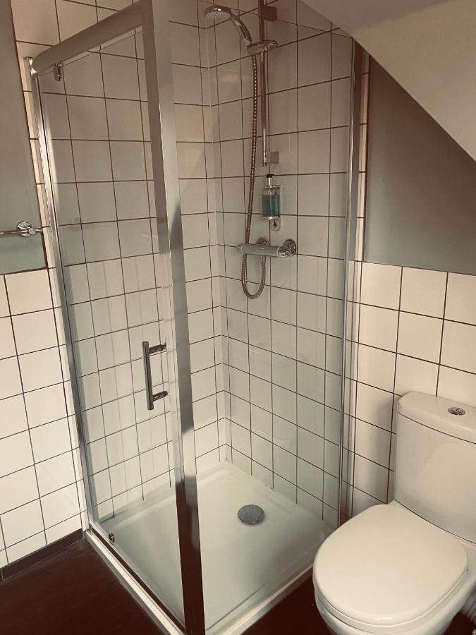 Hotel The Lady Elizabeth Sudbury  Esterno foto