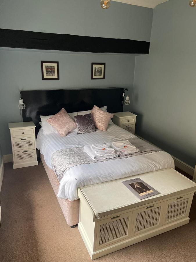 Hotel The Lady Elizabeth Sudbury  Esterno foto