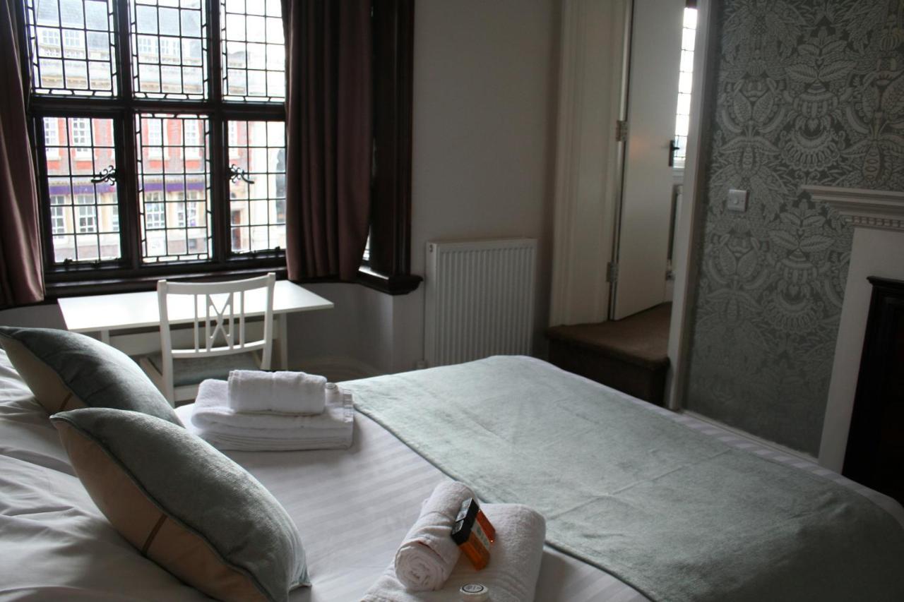 Hotel The Lady Elizabeth Sudbury  Esterno foto