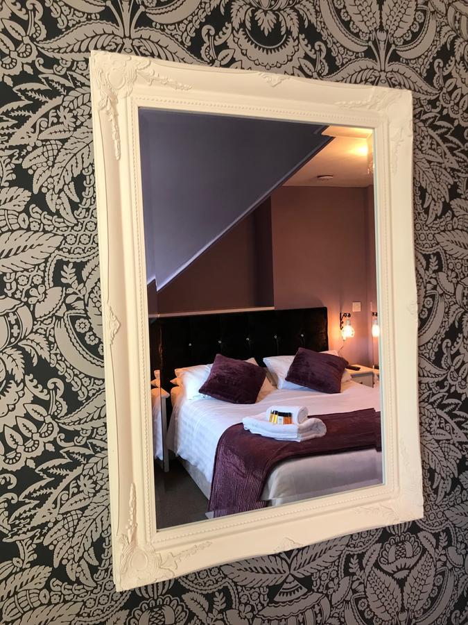Hotel The Lady Elizabeth Sudbury  Esterno foto