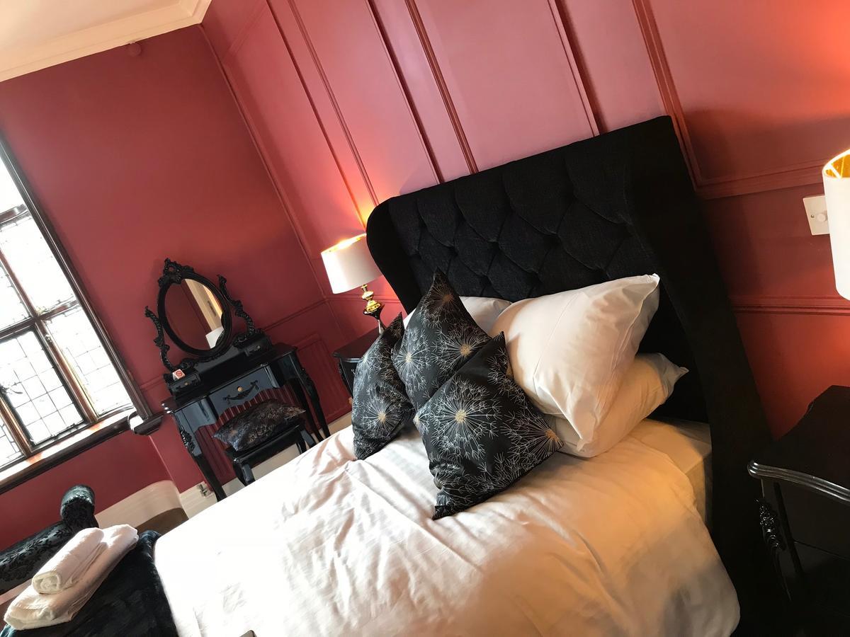 Hotel The Lady Elizabeth Sudbury  Esterno foto