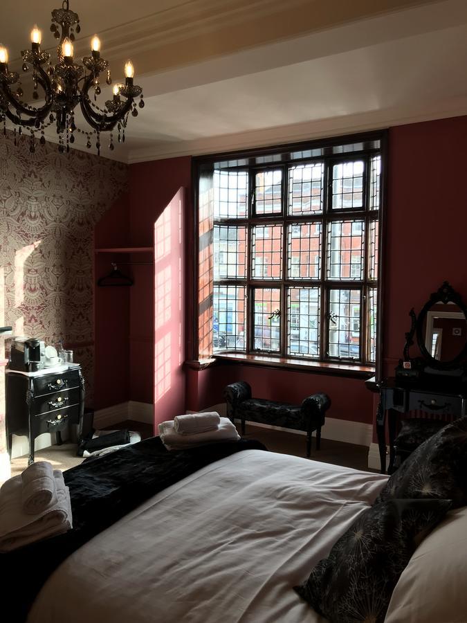 Hotel The Lady Elizabeth Sudbury  Esterno foto